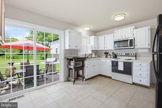 50 HARTWICKE DR, Quarryville, PA 17566