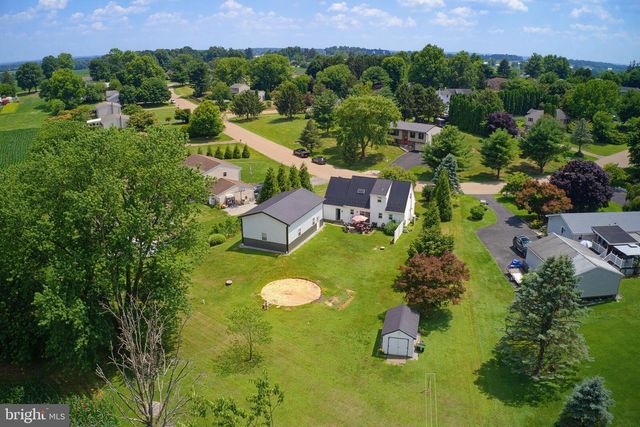 50 HARTWICKE DR, Quarryville, PA 17566