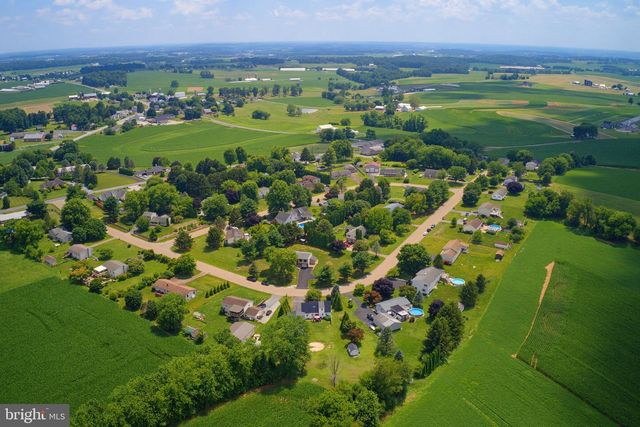 50 HARTWICKE DR, Quarryville, PA 17566