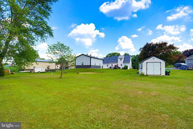 50 HARTWICKE DR, Quarryville, PA 17566