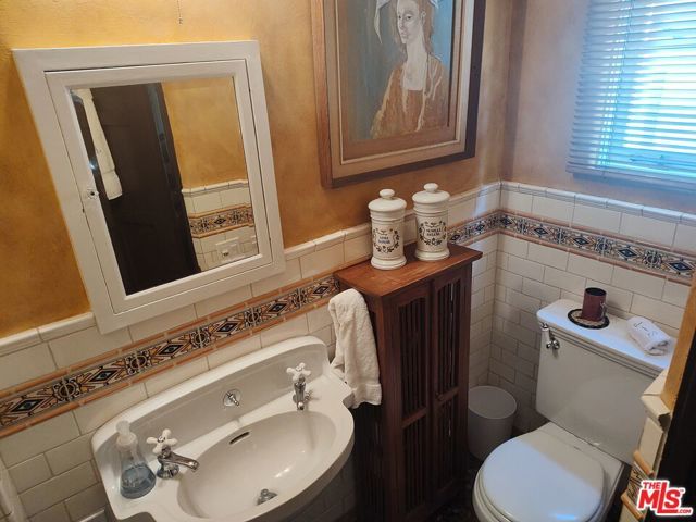 7961 Norton Avenue, West Hollywood, CA 90046
