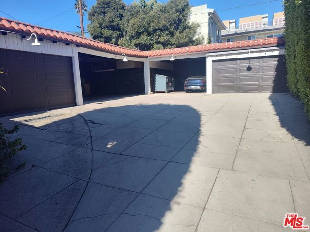 7961 Norton Avenue, West Hollywood, CA 90046