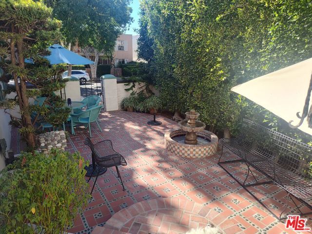 7961 Norton Avenue, West Hollywood, CA 90046