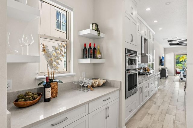 15606 SHOREBIRD LANE, Winter Garden, FL 34787