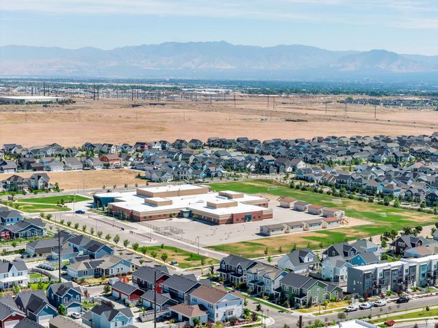 6428 W BIRCH RUN RD, South Jordan, UT 84009