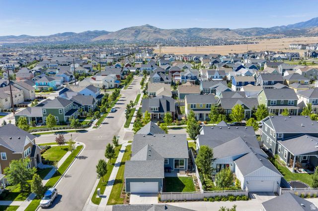 6428 W BIRCH RUN RD, South Jordan, UT 84009