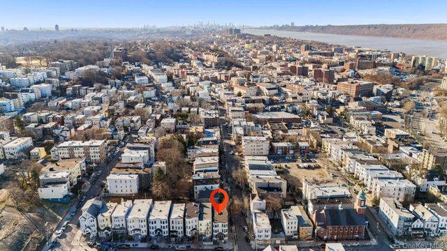 58 Chestnut Street, Yonkers, NY 10701