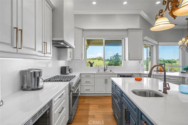 41653 Oak Trail Court, Murrieta, CA 92562