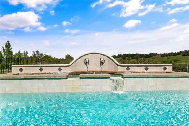 41653 Oak Trail Court, Murrieta, CA 92562