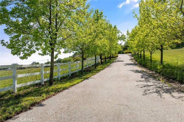 41653 Oak Trail Court, Murrieta, CA 92562