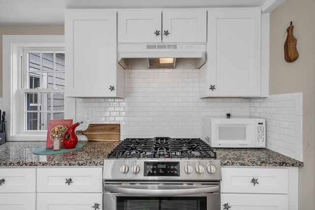 237 Northern Blvd, Newburyport, MA 01950