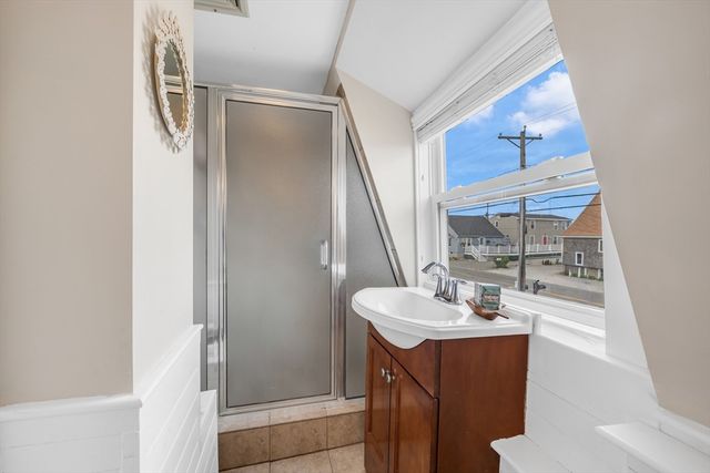 237 Northern Blvd, Newburyport, MA 01950
