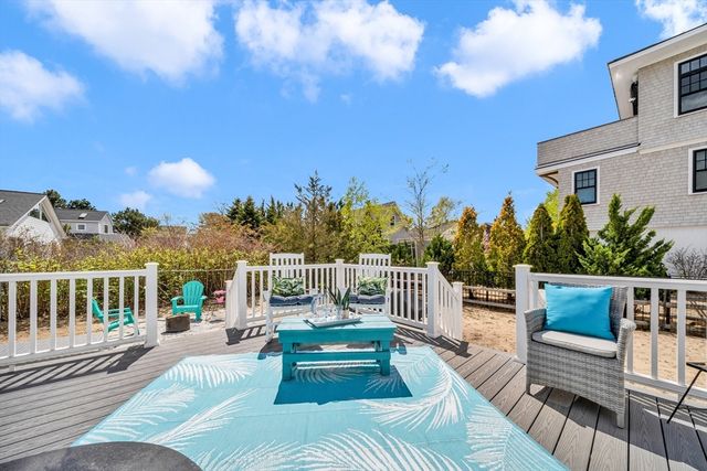 237 Northern Blvd, Newburyport, MA 01950