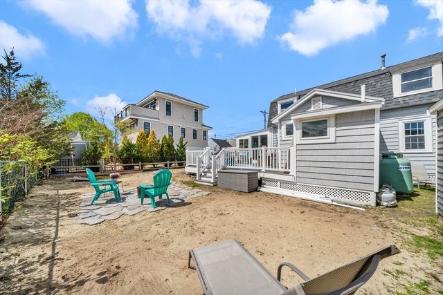 237 Northern Blvd, Newburyport, MA 01950