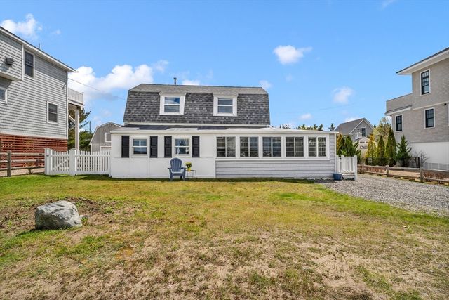 237 Northern Blvd, Newburyport, MA 01950