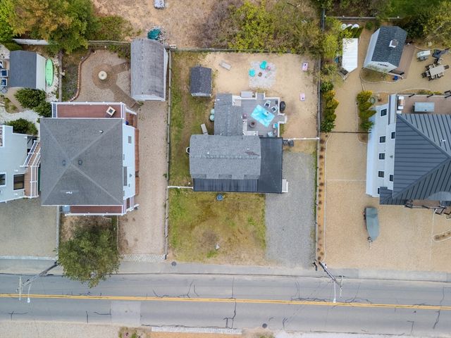 237 Northern Blvd, Newburyport, MA 01950