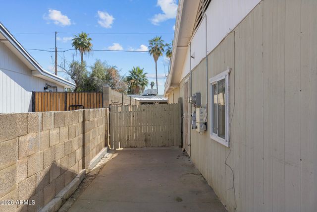 15039 N 30th Drive, Phoenix, AZ 85053