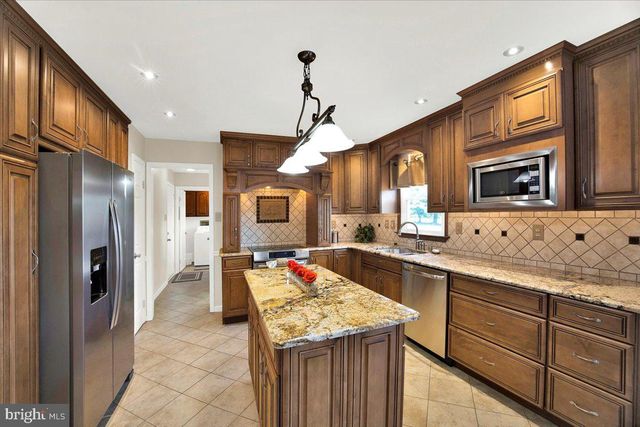 14 REVELSTONE CT, Newark, DE 19711