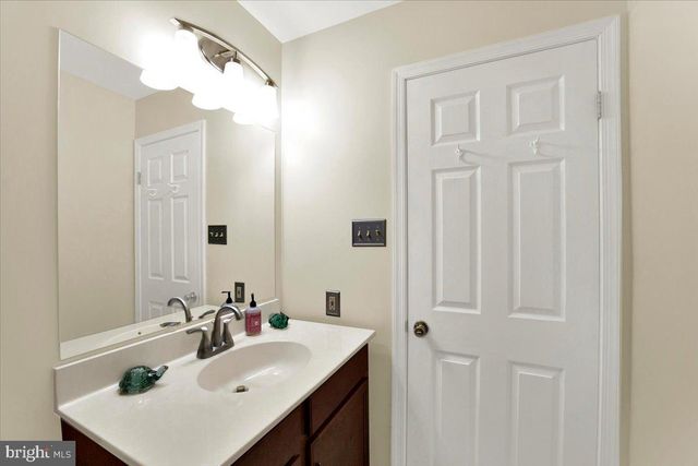 14 REVELSTONE CT, Newark, DE 19711