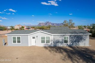2171 N VALLEY Drive, Apache Junction, AZ 85120