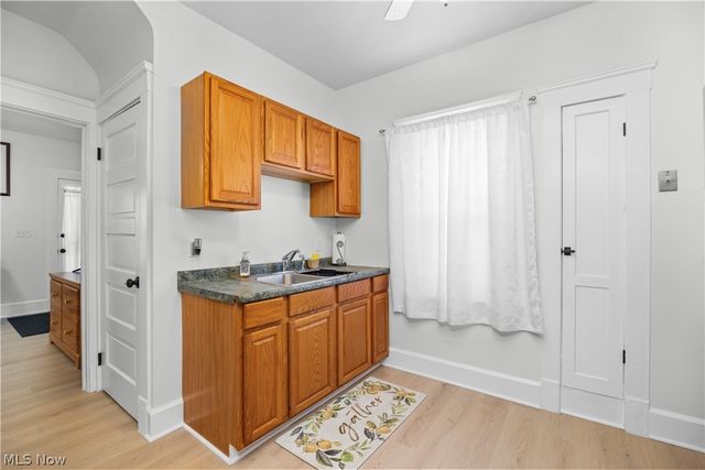 9106 Connecticut Avenue, Cleveland, OH 44105