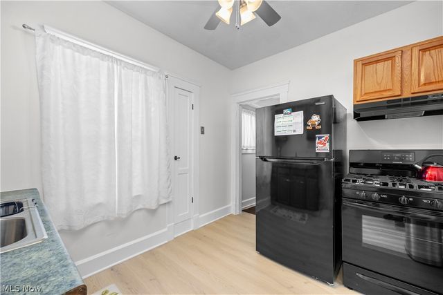 9106 Connecticut Avenue, Cleveland, OH 44105