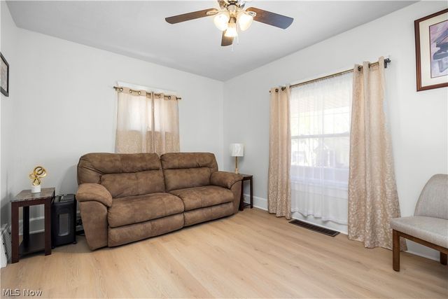 9106 Connecticut Avenue, Cleveland, OH 44105