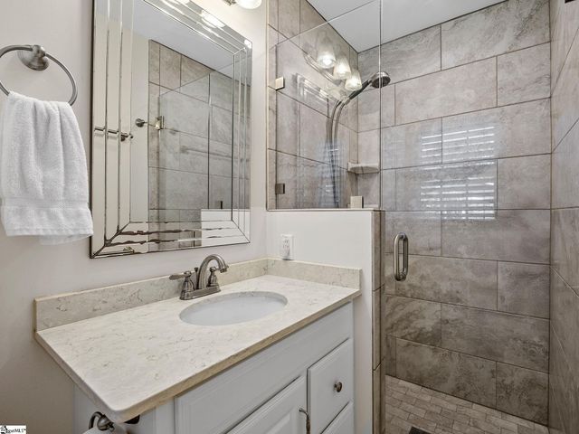 5 Badger Drive, Taylors, SC 29687