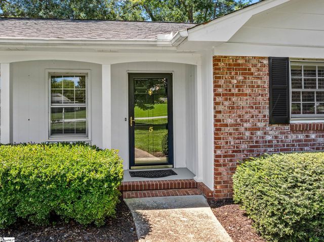 5 Badger Drive, Taylors, SC 29687