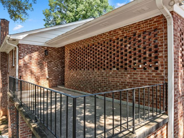 5 Badger Drive, Taylors, SC 29687