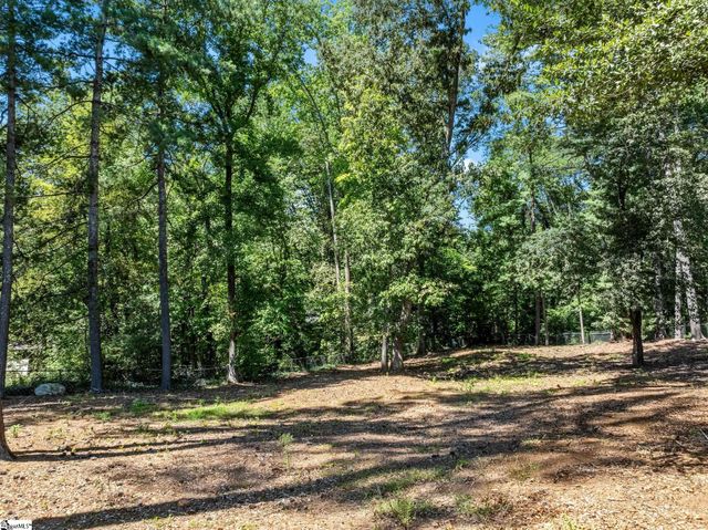 5 Badger Drive, Taylors, SC 29687
