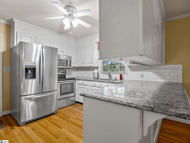 5 Badger Drive, Taylors, SC 29687