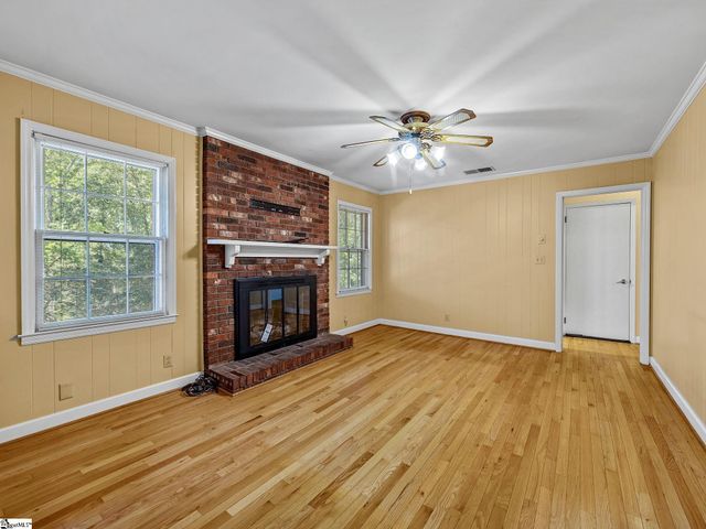 5 Badger Drive, Taylors, SC 29687