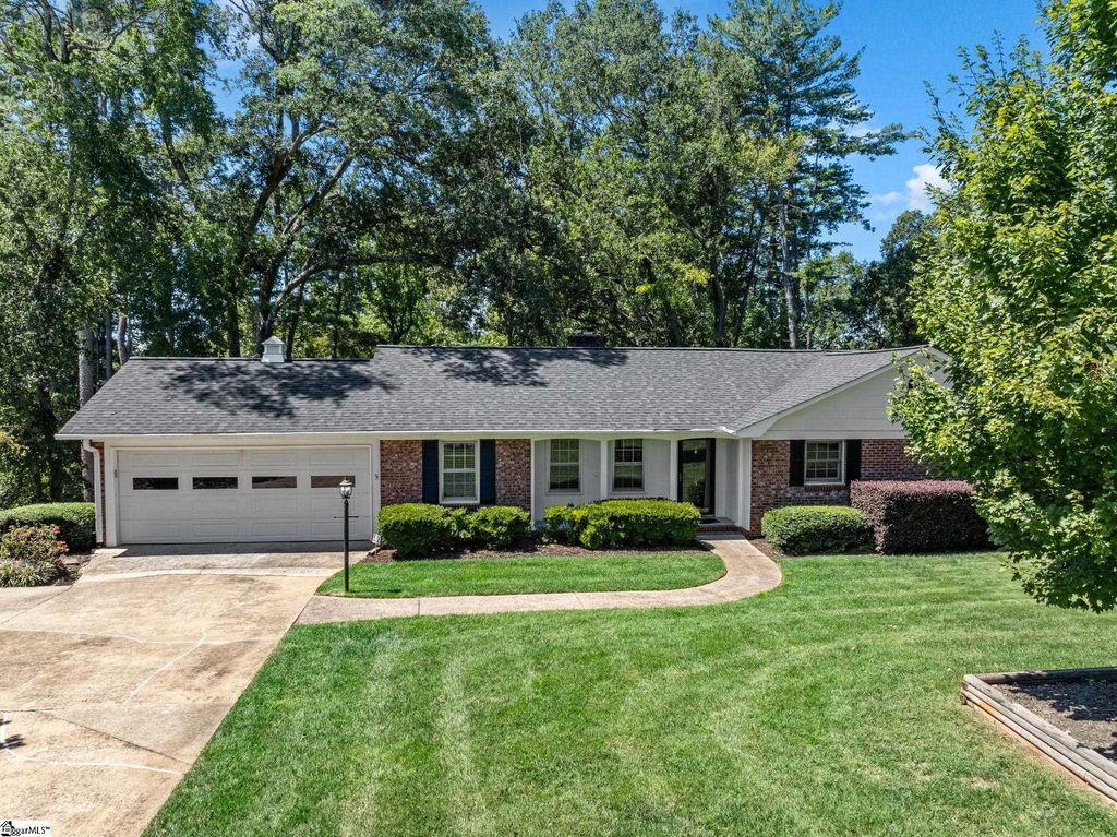 5 Badger Drive, Taylors, SC 29687