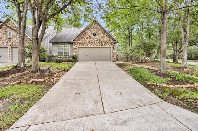 18 Endor Forest Place, The Woodlands, TX 77382