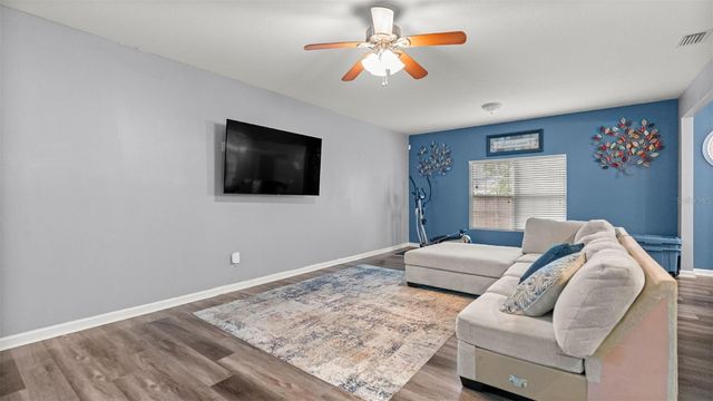 7745 NW 20TH WAY, Gainesville, FL 32609