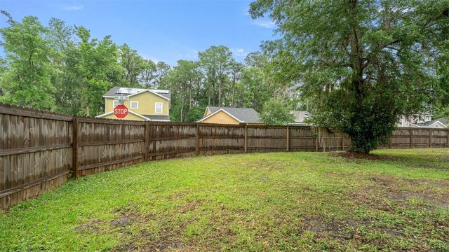 7745 NW 20TH WAY, Gainesville, FL 32609