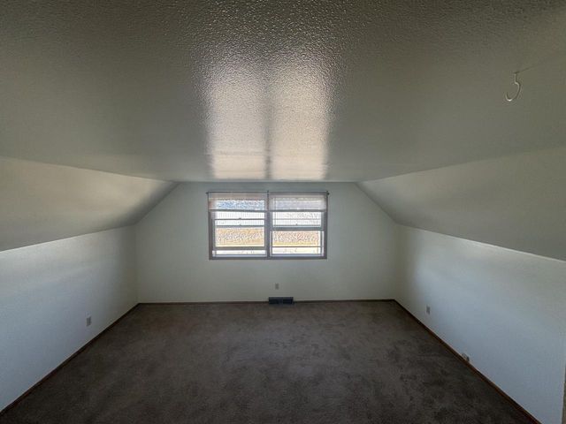 2831 E Carpenter AVENUE, Cudahy, WI 53110