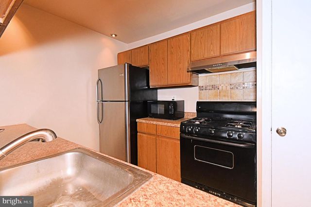 439 WENDOVER, Norristown, PA 19403