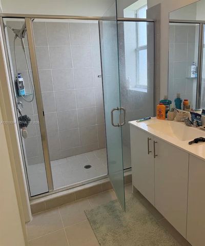 2584 SE 25th Ct, Homestead, FL 33035