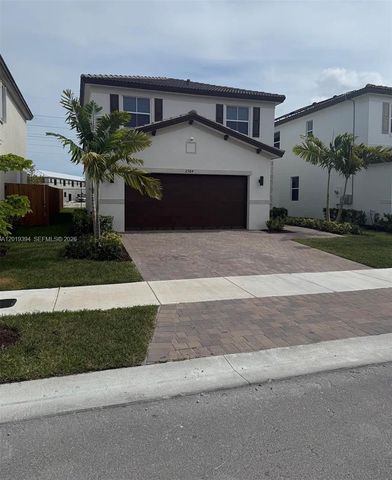 2584 SE 25th Ct, Homestead, FL 33035