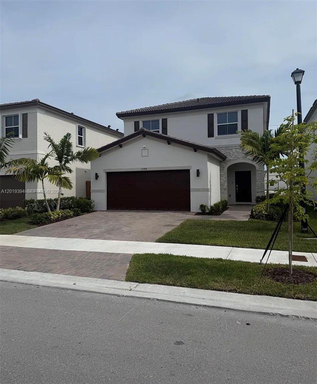 2584 SE 25th Ct, Homestead, FL 33035