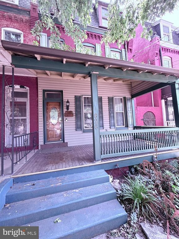 626 E LEHMAN ST, Lebanon, PA 17046