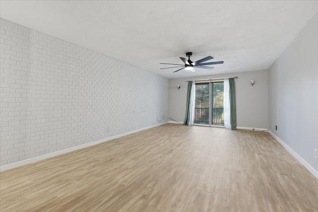 232 Canton St 308, Randolph, MA 02368