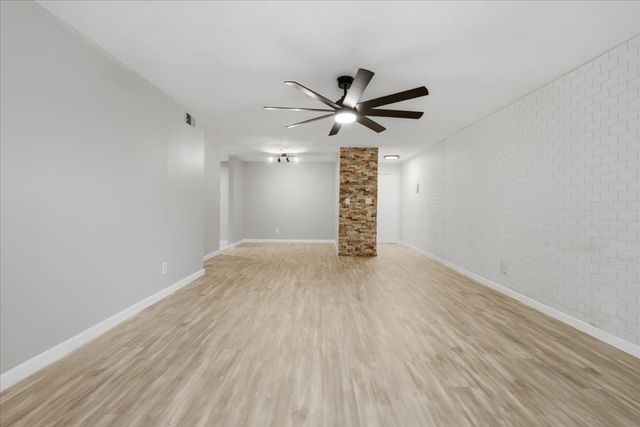 232 Canton St 308, Randolph, MA 02368