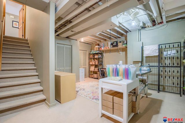 1721 N 162 Street, Omaha, NE 68118