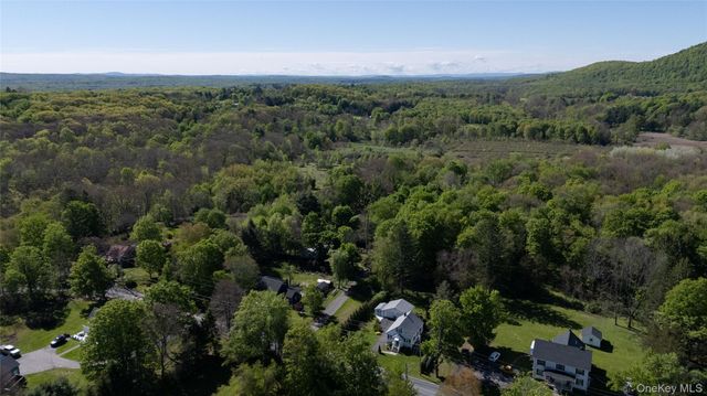372 Union Center Road, Ulster Park, NY 12487