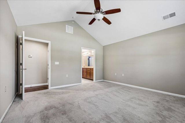 1616 W SOUTHFIELD CIR, Memphis, TN 38016