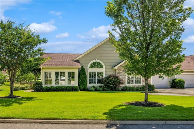 1616 W SOUTHFIELD CIR, Memphis, TN 38016