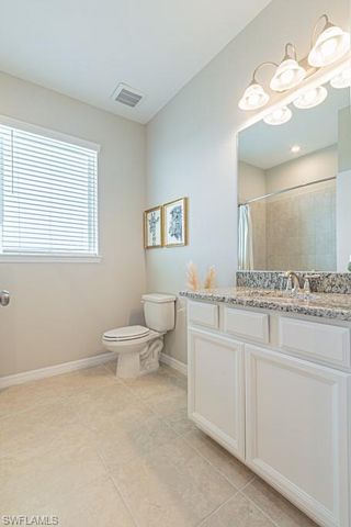 9402 Pocida CT 201, Naples, FL 34119